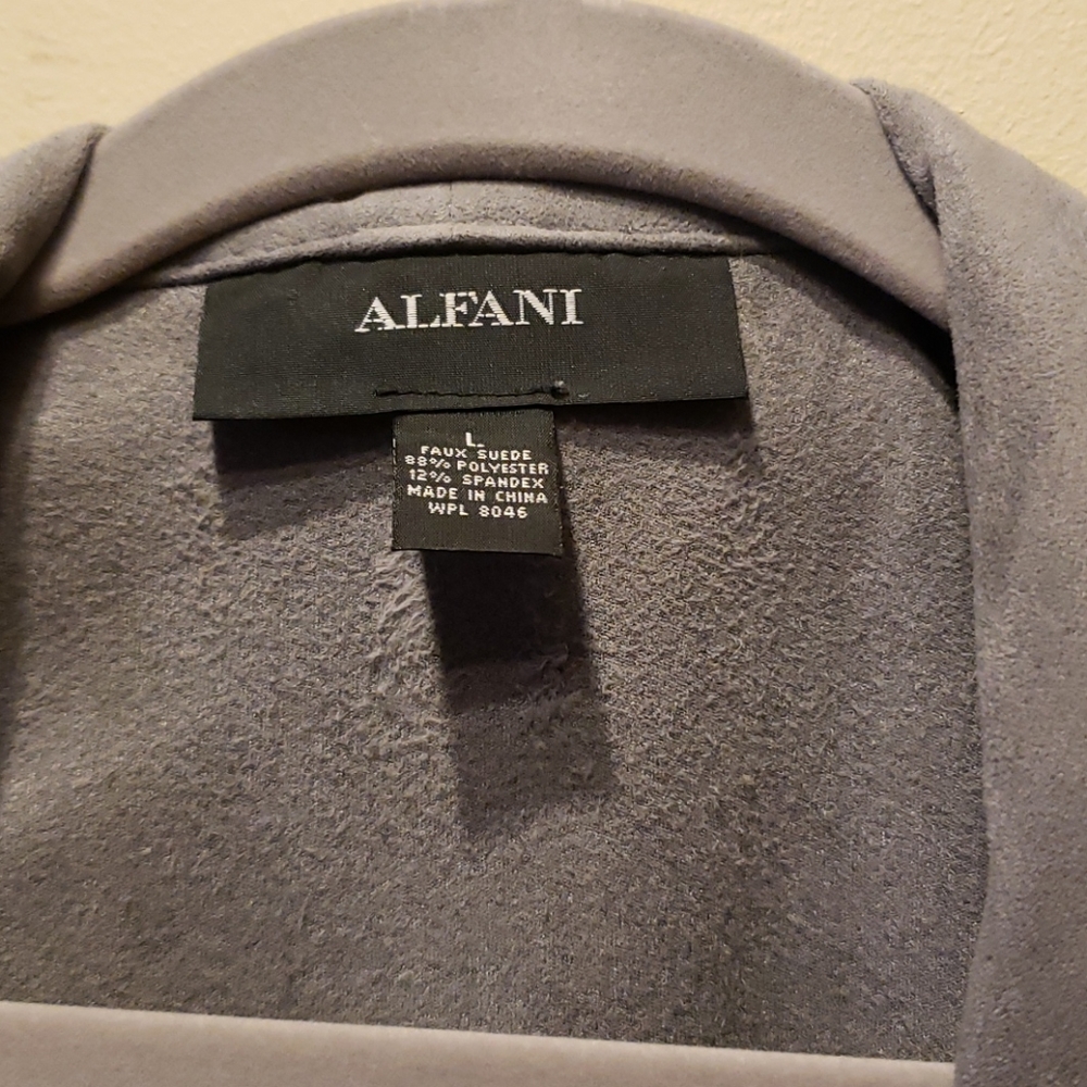 Jacket - Picture 2 of 2